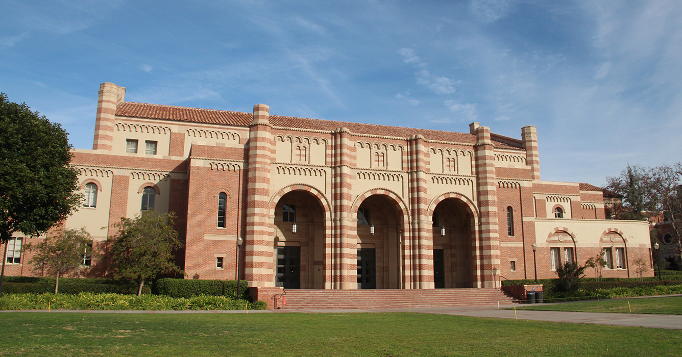 Exterior shot of Glorya Kaufman Dance Theater daytime