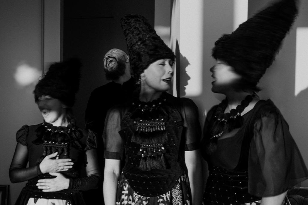 DakhaBrakha black and white photo in 900x600